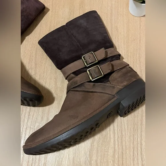 Ugg Lorna Boots - Picture 4 of 9